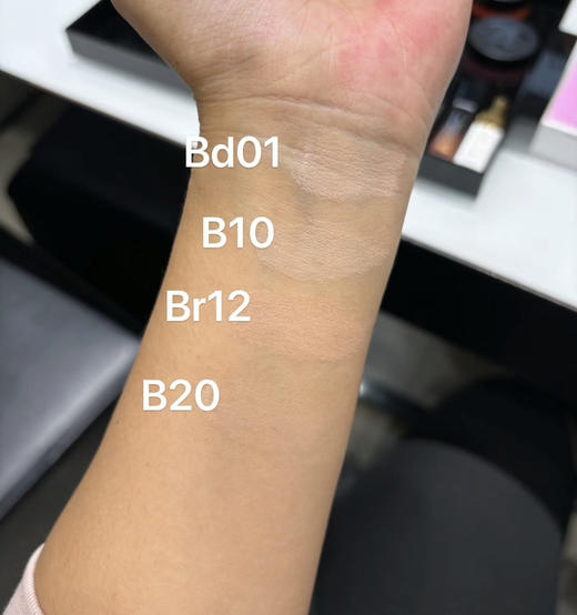 CHANEL香奈儿 美白粉饼 新色号#BD01 商品图3