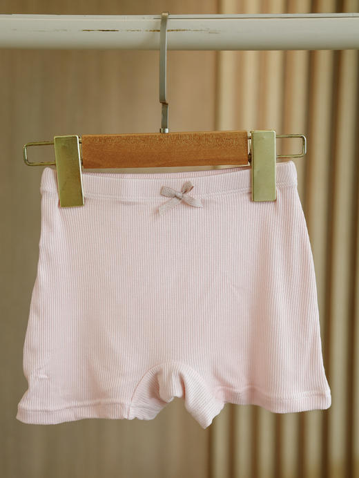 【板牙】36.9元到手3条【盛特士女童薄款安全裤盲盒】透气凉快贴肤像没穿一样❗简边款&蕾丝花边款盲盒式随机发 莫代尔面料舒适贴身，透气排湿 活性印染工艺，不掉色 5A抗菌双层内档 商品图4