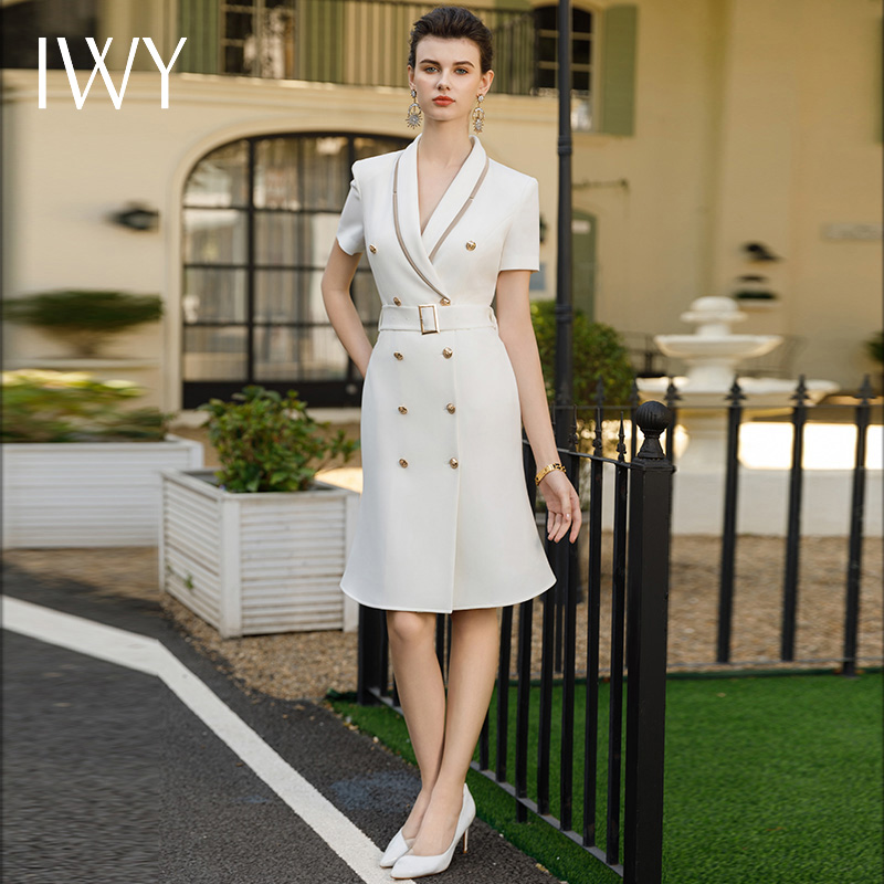 IWY/夏季白色短袖连衣裙女优雅气质法式长裙通勤高端医美工作服Q1060
