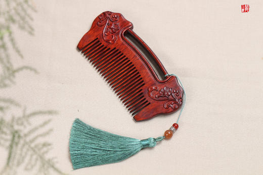 【花开富贵】紫檀木梳配流苏 商品图6