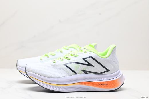 新百伦New Balance FuelCell系列轻量休闲运动慢跑鞋MRCXCK3男女鞋 商品图3