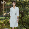 IWY/气质白色简约西装连衣裙女夏季薄款七分袖医美工作服职业套裙Q1131 商品缩略图1