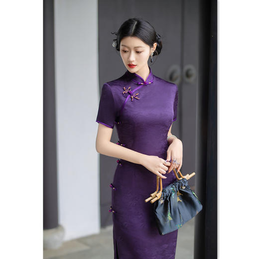 复古国风长款紫色短袖旗袍，改良中式宴会旗袍裙GX-58792 商品图2