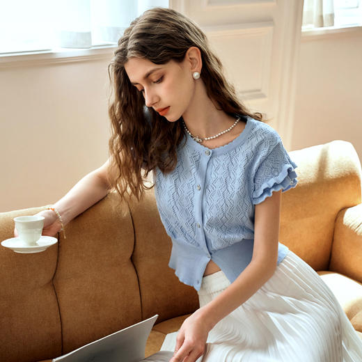 OLrain欧芮儿法式镂空针织衫女夏季2024年新款气质圆领设计感上衣 商品图3