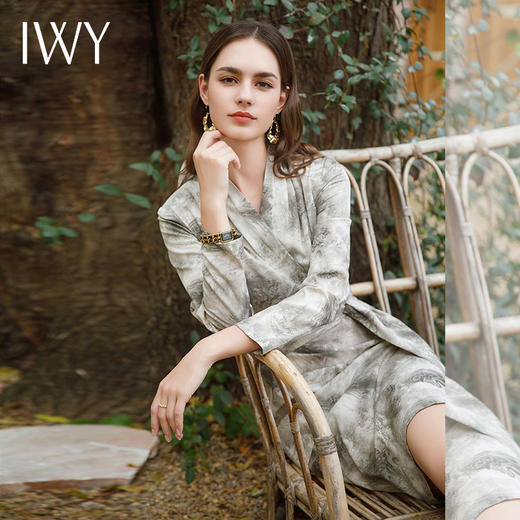 IWY/气质水墨画长袖连衣裙女春秋新中式国风长裙收腰绑带连身裙子Q1072 商品图2
