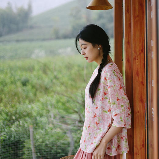 * 绽放252朵/荼蘼水彩碎花高支亚麻七分袖套头宽松休闲旅游穿搭衬衫 商品图1