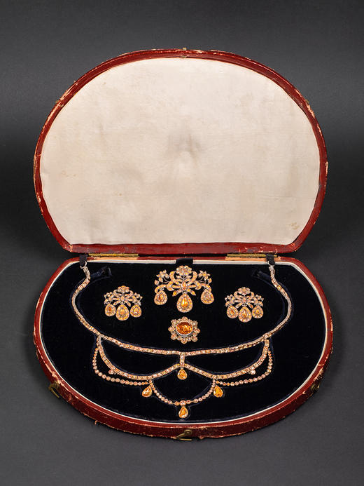 独角鹿西洋古董1780年代葡萄牙出品巴洛克风格银嵌帝王托帕石珠宝套件 （含戒指/项链/胸针/耳环） 商品图0