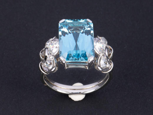 独角鹿西洋古董1950年代法国出品装饰艺术风格铂金镶嵌钻石及海蓝宝石戒指 商品图0