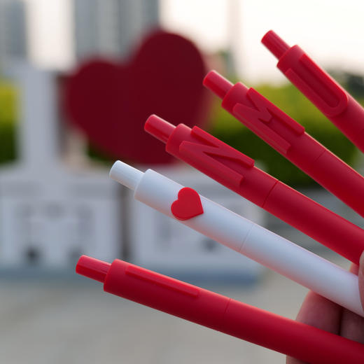 I❤NMU 字母笔5支装 商品图3