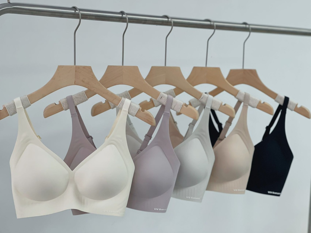 原单，VIV裸感透气聚拢无痕文胸