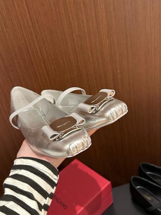 点此购买 Ferragamo春夏季女士芭蕾舞鞋 98 286553 商品图10