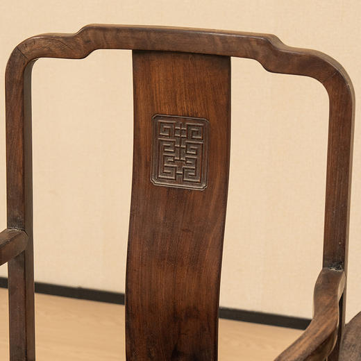清中期 红木寿字纹方材南官帽椅（一对） 商品图2