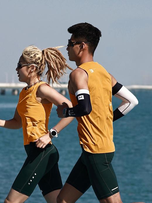 身体智慧 BODYWIT 男款 飞天 2.0 跑步无袖T 商品图2