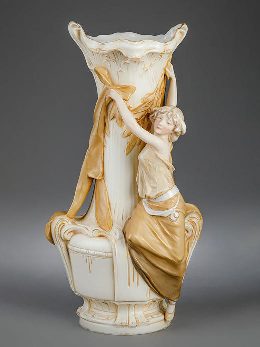 【已售】独角鹿西洋古董20世纪早期捷克Royal Dux瓷窑出品新艺术风格少女花卉主题陶瓷花瓶一对 商品图2