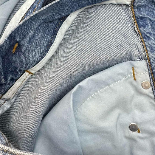 【断码 捡漏】返场 原单 CON家 微泛白的复古淡蓝 很自然的微磨破做旧牛仔裤 商品图10