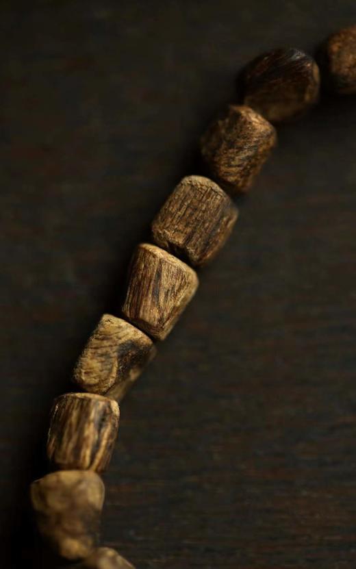 CX0060°达拉干沉香|沉水随形手串 商品图4