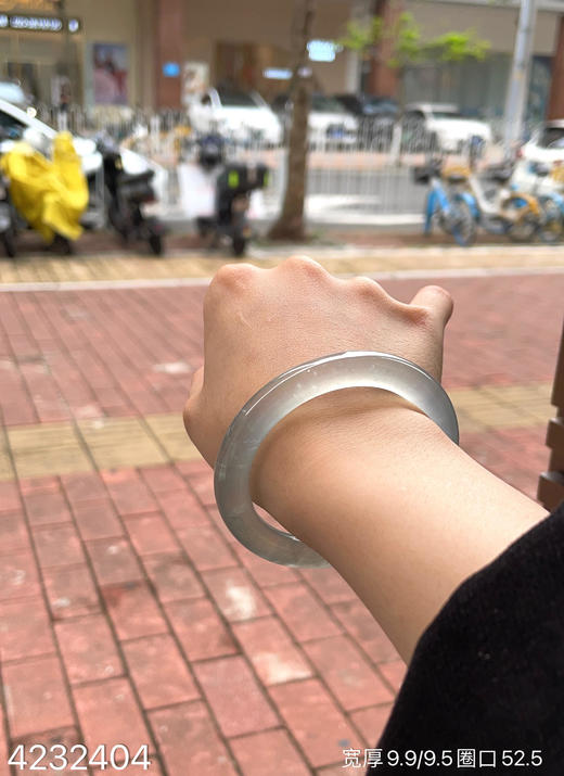 玻璃种圆镯【4232404】圈口52.5~具体价格微信咨询 商品图4