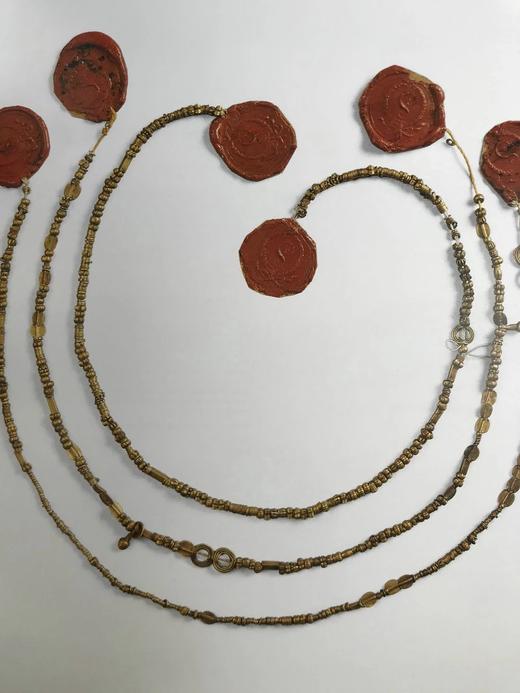 特洛伊的黄金：寻找荷马的神话城市 277幅插图（263幅彩色） 精装大16开 商品图10