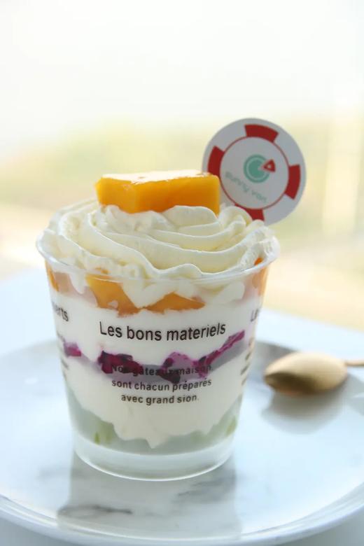 奶油蛋糕杯   木糠、芒果、奥利奥、水果彩虹四种口味任选（满150送货~） 商品图1