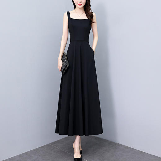 NYL-8802赫本风黑色无袖连衣裙新款时尚收腰显瘦打底背心小黑裙 商品图0