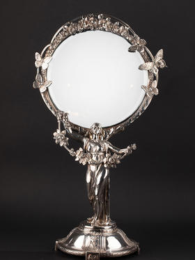 独角鹿西洋古董1900年代欧洲出品新艺术风格蝴蝶与少女主题铜镀银梳妆镜