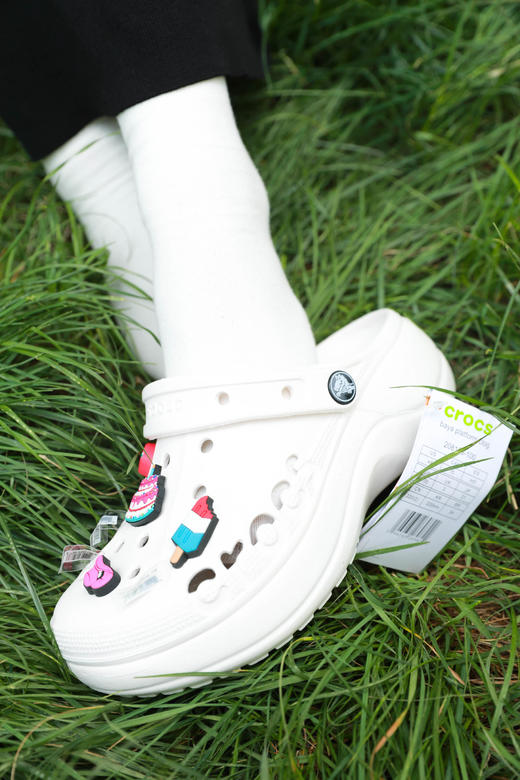 侧面好帅！！拍照好看の云彩洞洞鞋。软支撑裸足脚感凉鞋A042688 商品图4