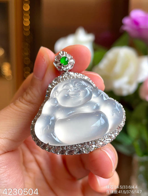 4230504， 佛公吊坠。具体价格微信咨询 商品图0