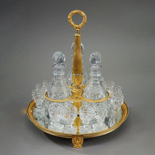 独角鹿西洋古董1820年代法国出品铜鎏金装饰底座利口酒箱 配水晶醒酒瓶及酒杯 商品图1