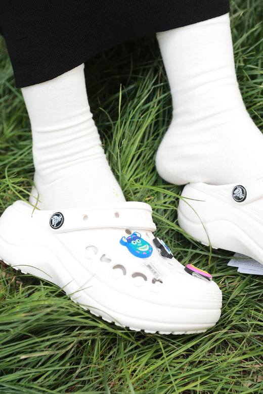 侧面好帅！！拍照好看の云彩洞洞鞋。软支撑裸足脚感凉鞋A042688 商品图11