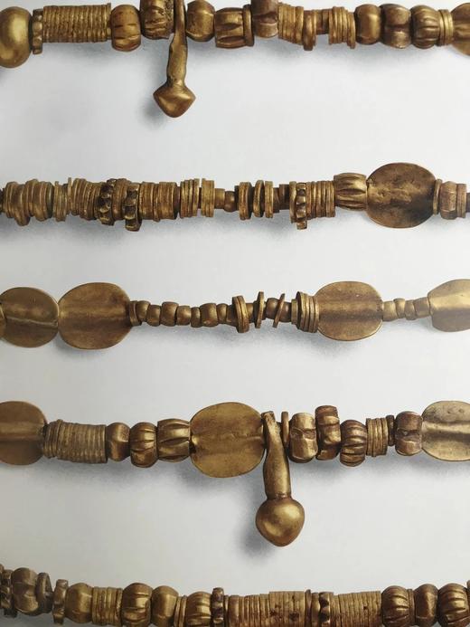 特洛伊的黄金：寻找荷马的神话城市 277幅插图（263幅彩色） 精装大16开 商品图9