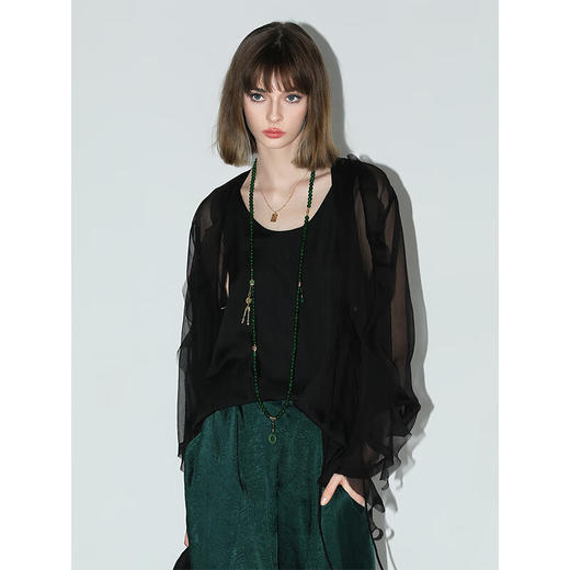 COCOBELLA丝光质感肌理缎面背心夏丝滑可外穿混搭吊带VT0003B 商品图3