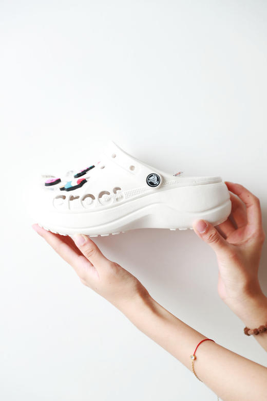 侧面好帅！！拍照好看の云彩洞洞鞋。软支撑裸足脚感凉鞋A042688 商品图14