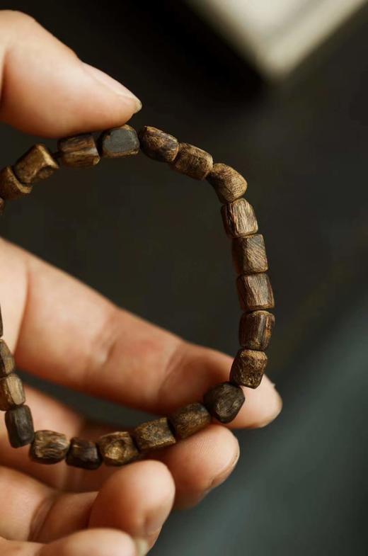 CX0060°达拉干沉香|沉水随形手串 商品图3