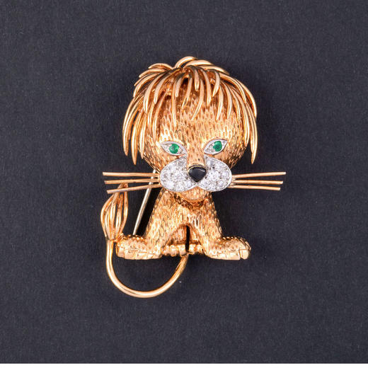 独角鹿西洋古董1960年代法国出品18K黄金镶嵌祖母绿钻石及珐琅小狮子造型胸针 商品图0