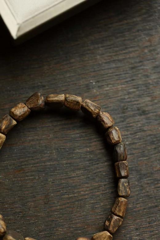 CX0060°达拉干沉香|沉水随形手串 商品图5