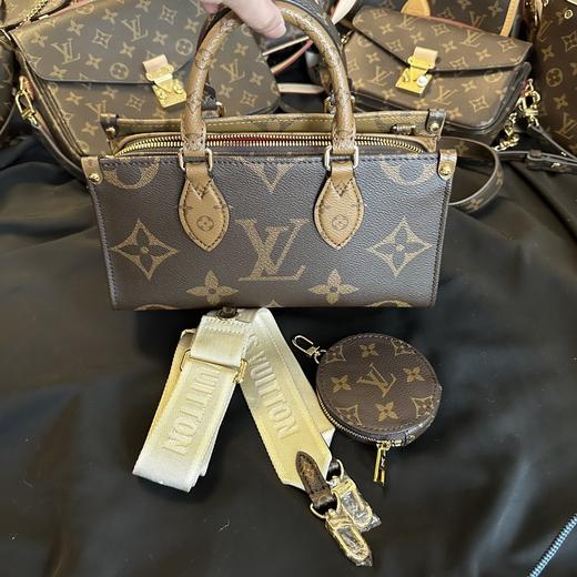 驴家手提包女2024夏季新款复古老花质感通勤百搭女士单肩斜挎包 商品图2