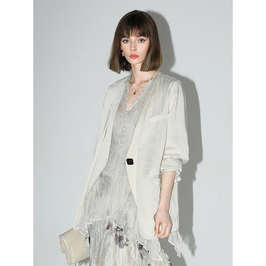 COCOBELLA奢感肌理缎面假两件西装女25春夏商务通勤外套SI0006-3 商品图3