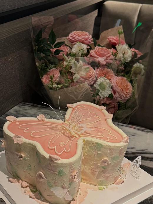 粉色蝴蝶--刮花刀  图片6寸 商品图1