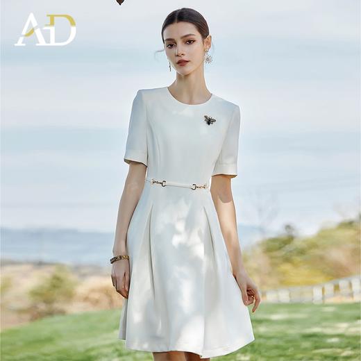 AD时尚通勤圆领连衣裙女气质职业装上班族通勤正装裙收腰褶皱伞裙 商品图2