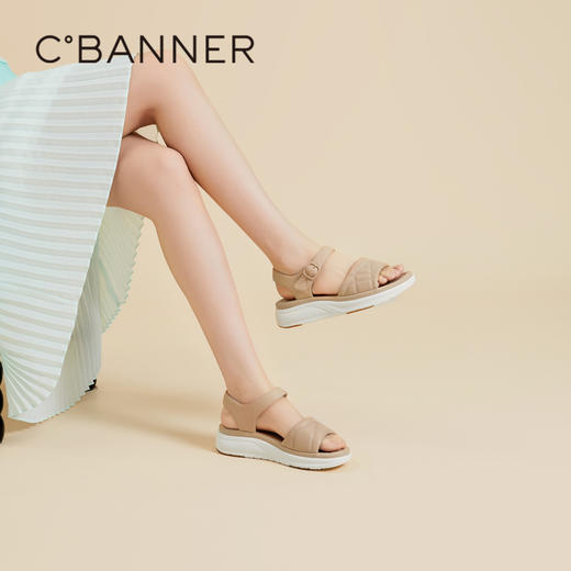千百度厚底增高一字带休闲凉鞋女夏季凉鞋舒适A24321823 商品图4