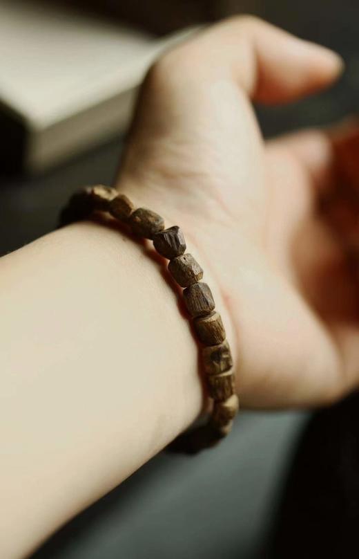 CX0060°达拉干沉香|沉水随形手串 商品图8