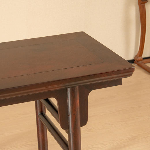 二十世纪 红木夹头榫刀牙板平头案 商品图3