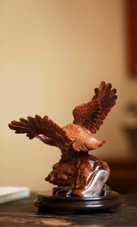 大展宏图°海黄木雕摆件 商品图1