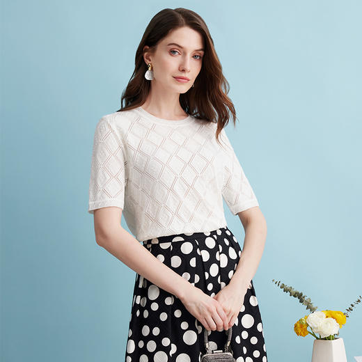 EITIE爱特爱夏季新款舒适轻薄透气修身显瘦菱形短袖针织衫B2401322 商品图6