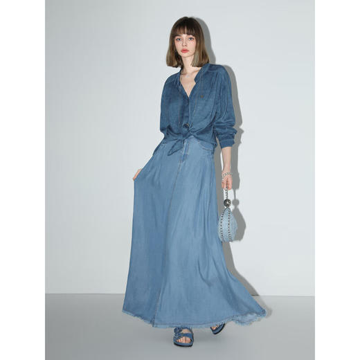 COCOBELLA莱赛尔垂坠凉感捏褶毛边大摆牛仔半身裙DN7006 商品图2