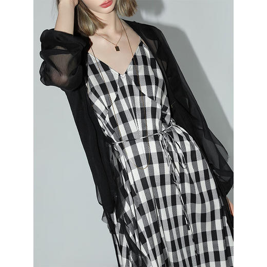 COCOBELLA垂坠黑白格子吊带长裙飘逸大摆海边度假连衣裙FR105 商品图1