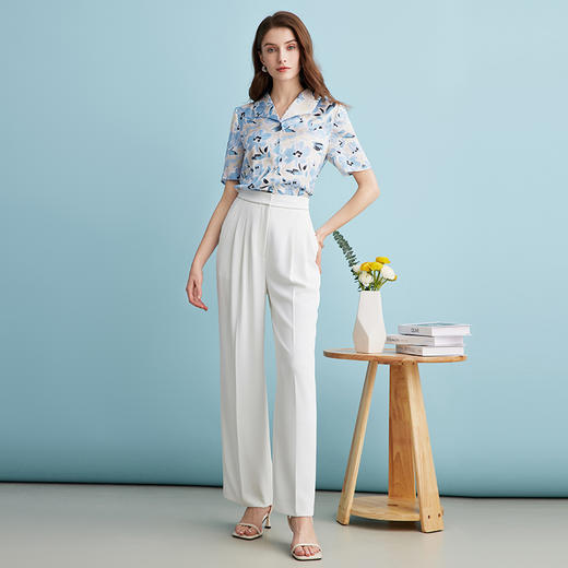 EITIE爱特爱夏季新款显瘦舒适通勤气质印花衬衫B2409304 商品图3