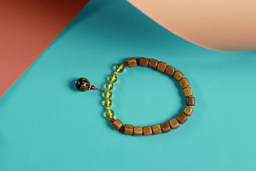 LT0013°绿檀四方来财珠|黄水晶手链手串 商品图0