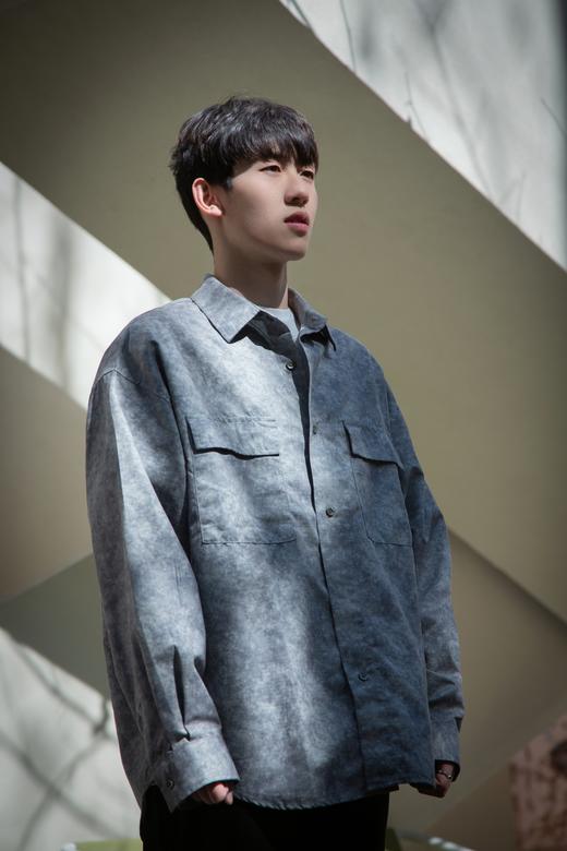 414025263轻奢简约衬衫外套 商品图0