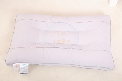 羊绒蛋白枕头 商品图0